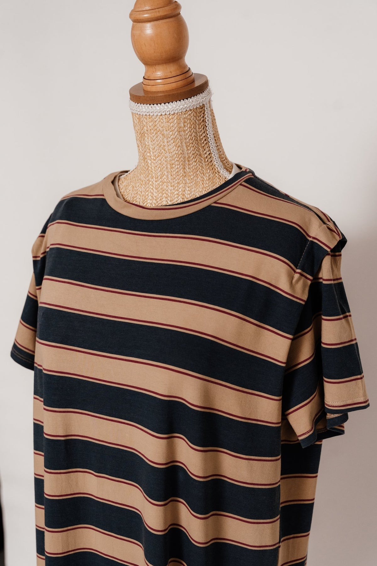 Robe T Shirt Camel/Marine - Nacre